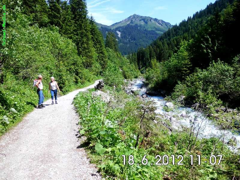 http://bergwandern.schuwi-media.de/galerie/cache/vs_Beargunt-Huette_bergunt_29.jpg