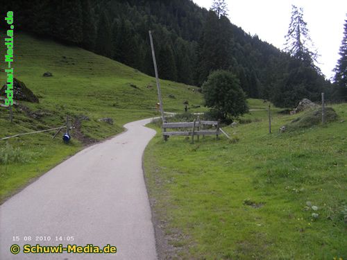 http://bergwandern.schuwi-media.de/galerie/cache/vs_Einoedsbach-Faistenoy_einoedsbach13.jpg