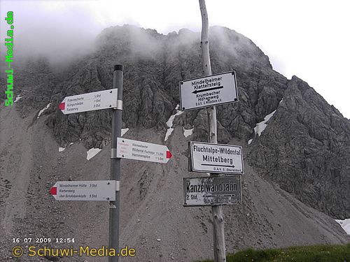 http://bergwandern.schuwi-media.de/galerie/cache/vs_Fiderepass%20Huette_fiederepass36.jpg