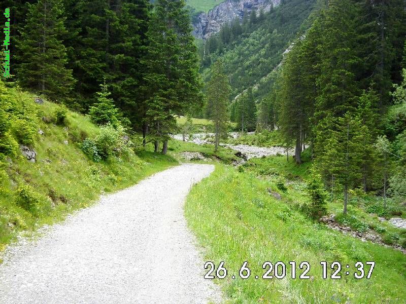 http://bergwandern.schuwi-media.de/galerie/cache/vs_Fluchtalpe_fluchtalpe_12.jpg