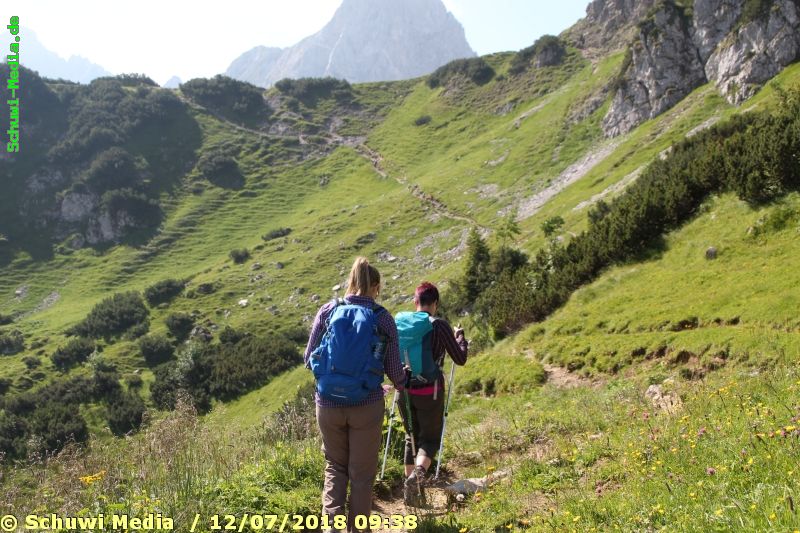 http://bergwandern.schuwi-media.de/galerie/cache/vs_FuessenerHuette-Adlerhorst_fuessener_02.jpg