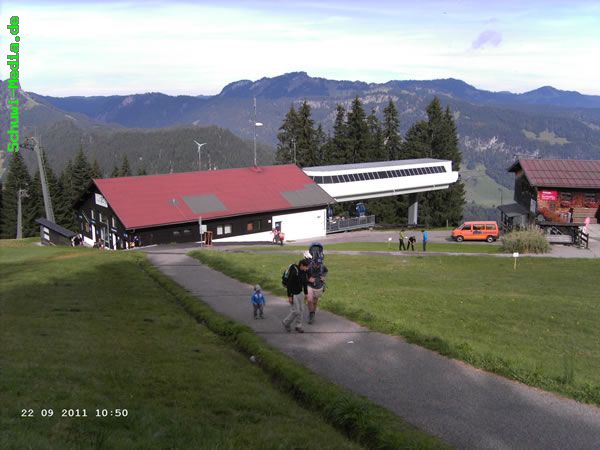 http://bergwandern.schuwi-media.de/galerie/cache/vs_Kleinwalsertal_walsertal01.jpg