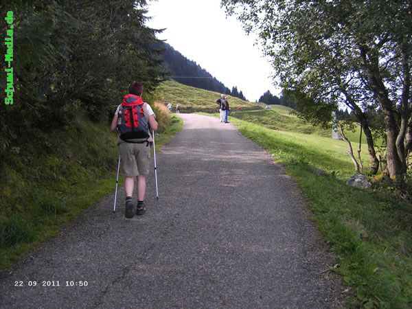 http://bergwandern.schuwi-media.de/galerie/cache/vs_Kleinwalsertal_walsertal02.jpg