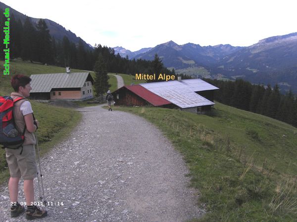 http://bergwandern.schuwi-media.de/galerie/cache/vs_Kleinwalsertal_walsertal07.jpg