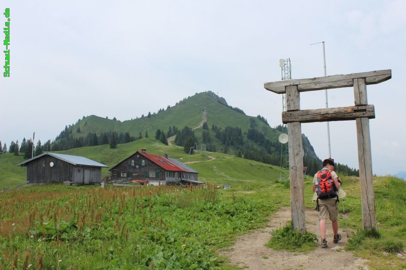 http://bergwandern.schuwi-media.de/galerie/cache/vs_Kranzegg-Gruentenhuette_grhutte_12.jpg