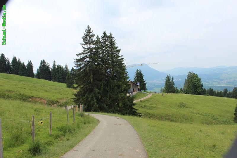 http://bergwandern.schuwi-media.de/galerie/cache/vs_Kranzegg-Gruentenhuette_grhutte_29.jpg