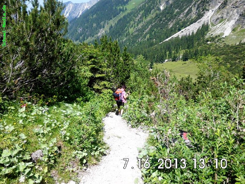 http://bergwandern.schuwi-media.de/galerie/cache/vs_LandsbgHuette-Schrecksee-Hinterstein_lbh_shsee_097.jpg