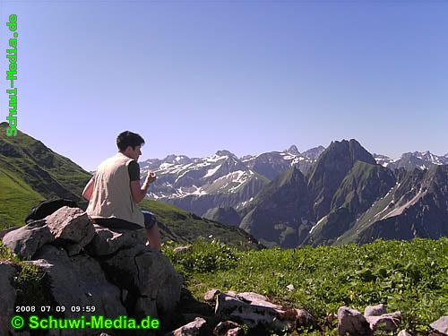 http://bergwandern.schuwi-media.de/galerie/cache/vs_Laufbacher%20Eckweg_eck07.jpg