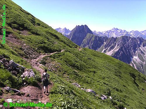 http://bergwandern.schuwi-media.de/galerie/cache/vs_Laufbacher%20Eckweg_eck17.jpg