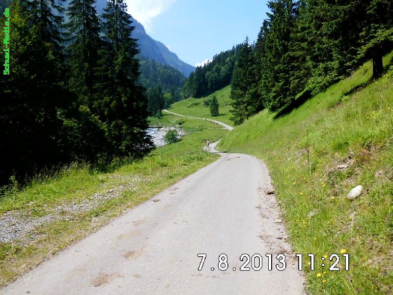 http://bergwandern.schuwi-media.de/galerie/cache/vs_Schwarze%20Huette_schwarze_huette_12.jpg