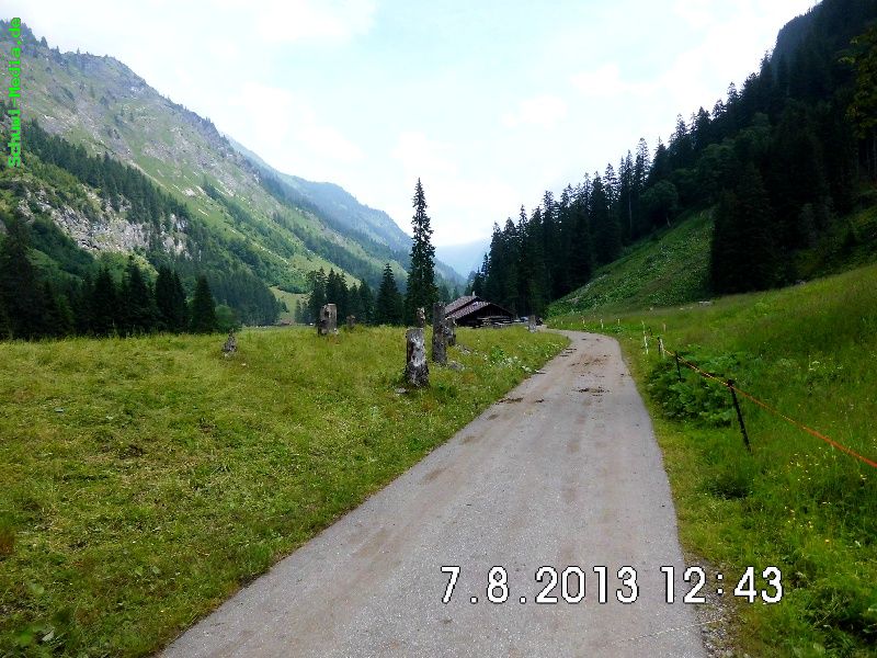 http://bergwandern.schuwi-media.de/galerie/cache/vs_Schwarze%20Huette_schwarze_huette_24.jpg