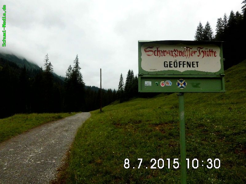 http://bergwandern.schuwi-media.de/galerie/cache/vs_Schwarzwasser%20Huette_swh_melkoede_09.jpg