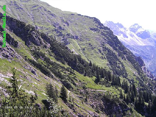 http://bergwandern.schuwi-media.de/galerie/cache/vs_Seealpsee-Gleitweg-Oytal_oy22.jpg